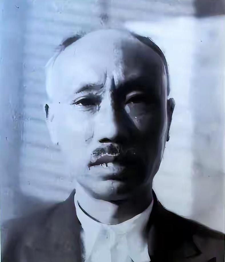 陈独秀晚年感慨：我一生最后悔的，不是选错路，而是忘了看看脚下…这句话是他在