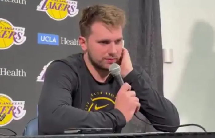 NBA常规赛湖人客场对阵雷霆的比赛已经结束。全场战罢，湖人以92-121不敌雷霆