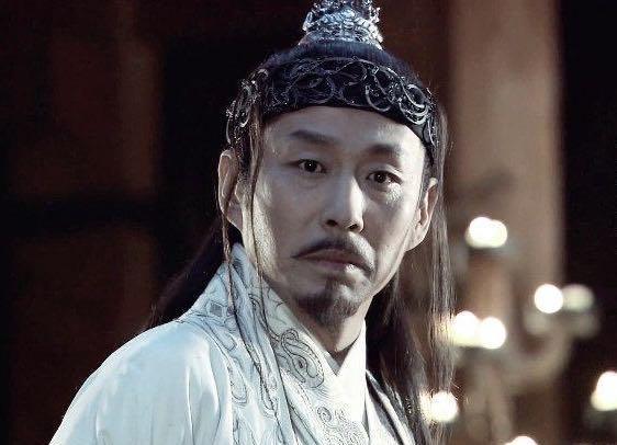 2002年2月，江苏无锡京沪高速施工中，一铲挖出春秋时期陶片，继而发现编钟残片。