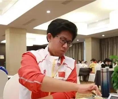 全国象棋个人赛男子四强，全是00后：程宇东、王禹博、刘柏宏和吕叶昊，吕叶昊还是1