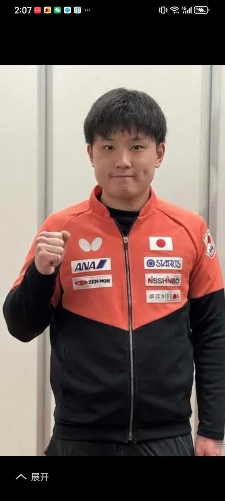 日本队也是4月27日出征伦敦世乒赛，张本智和兄妹在羽田机场接受采访，继续吹加表忠