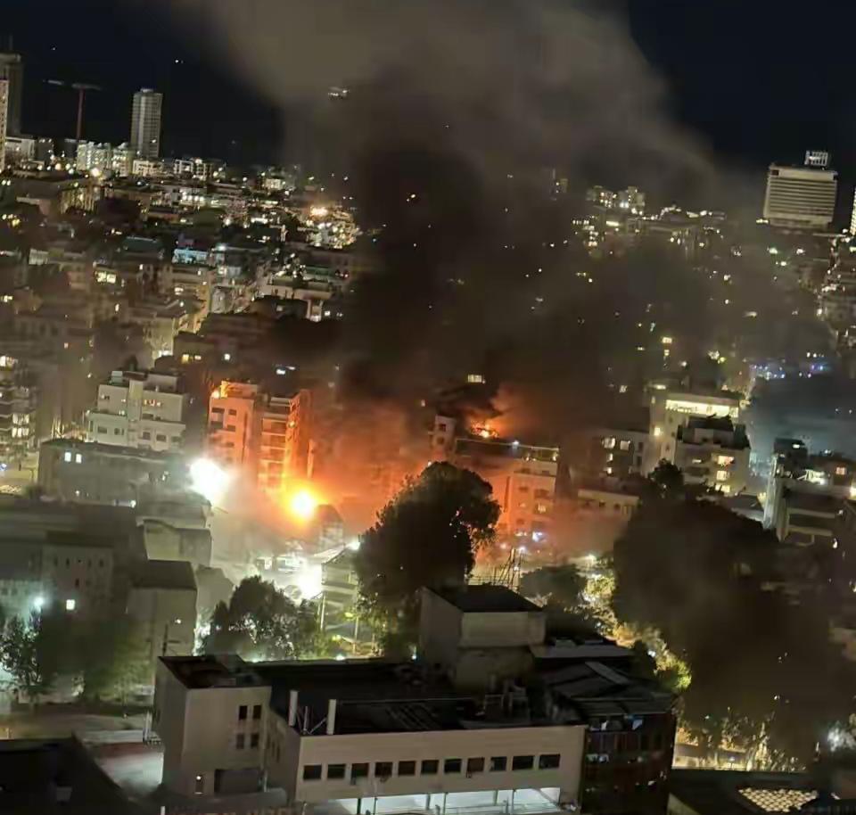 伊朗公布导弹击中以军总参谋部的视频。伊朗目前战损缺失严重，高层多位被斩首，这