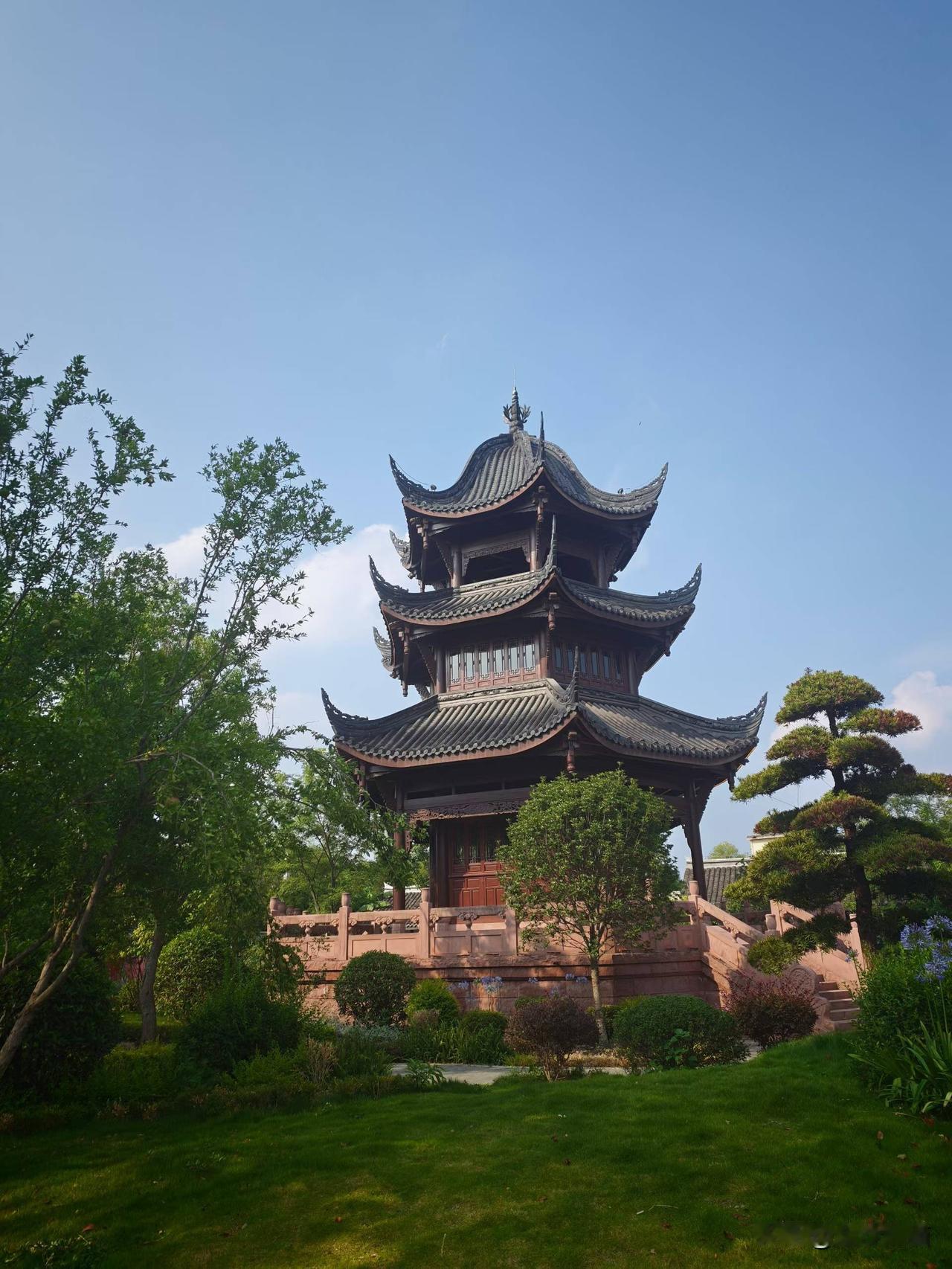 路过许多次的城厢古镇，之前还真没觉得他是个古镇，居然有惊喜，果然地方和人是一样的