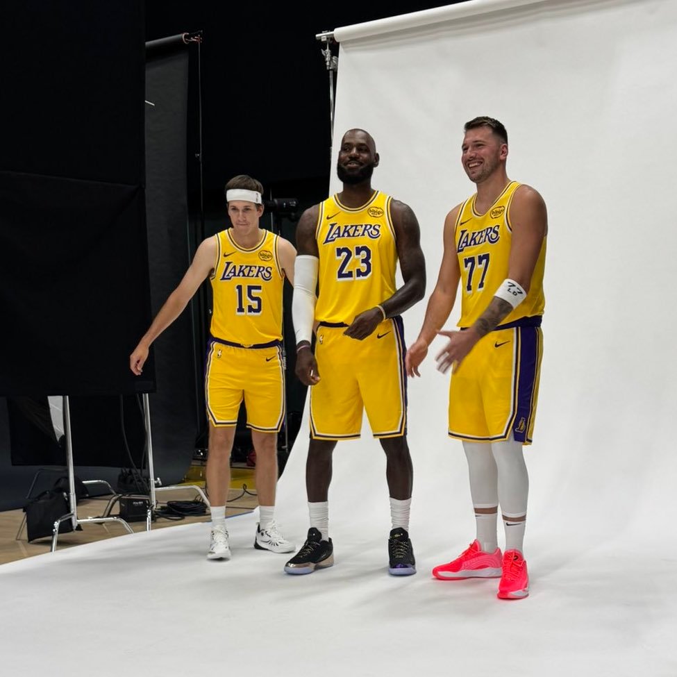 本赛季至今，湖人全队投篮命中率达50.6%，排联盟第一（与掘金并列）。但湖人全队