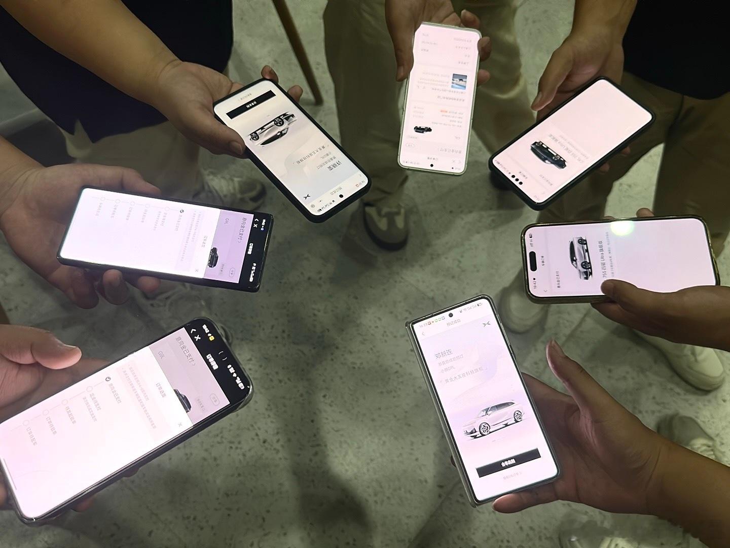 小鹏G9L正式上市，23.18万起直接把旗舰配置拉满！六座尺寸的大五座布局、800V5C超快充、百万
