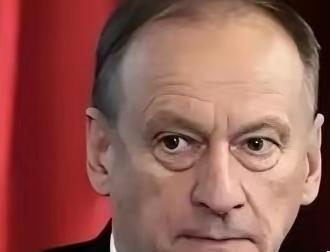 不出意外，果然被我猜中了！德国专家说出了如今美国的现实：美国现在之所以处处避开中