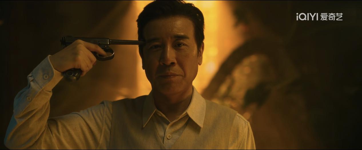 《八千里路云和月》里面于和伟的结局确实太悲壮了！日本人逼着他当汉奸，他坚决不