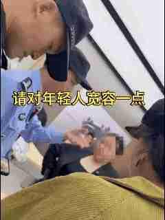 10月21日，杭州一女子买了大疆的设备，因拍不出网上同款视频，来店里找茬训斥年轻