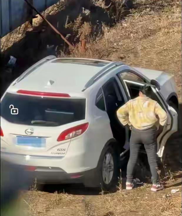 辽源越野车事件，车主已社死，着急卖车，更多信息被扒，令人恶心的一幕出现。车主