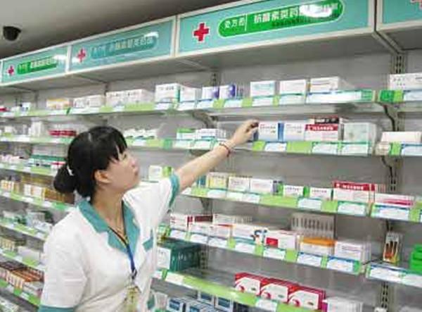 进口原研药重返上海社区医院引发热议，这项医疗新政为何让老百姓纷纷点赞？不少上