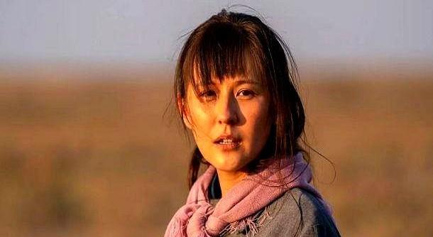 我发现一个规律。看一个女人有福没福，就看一点——像不像她妈。小时候看我妈擦桌子