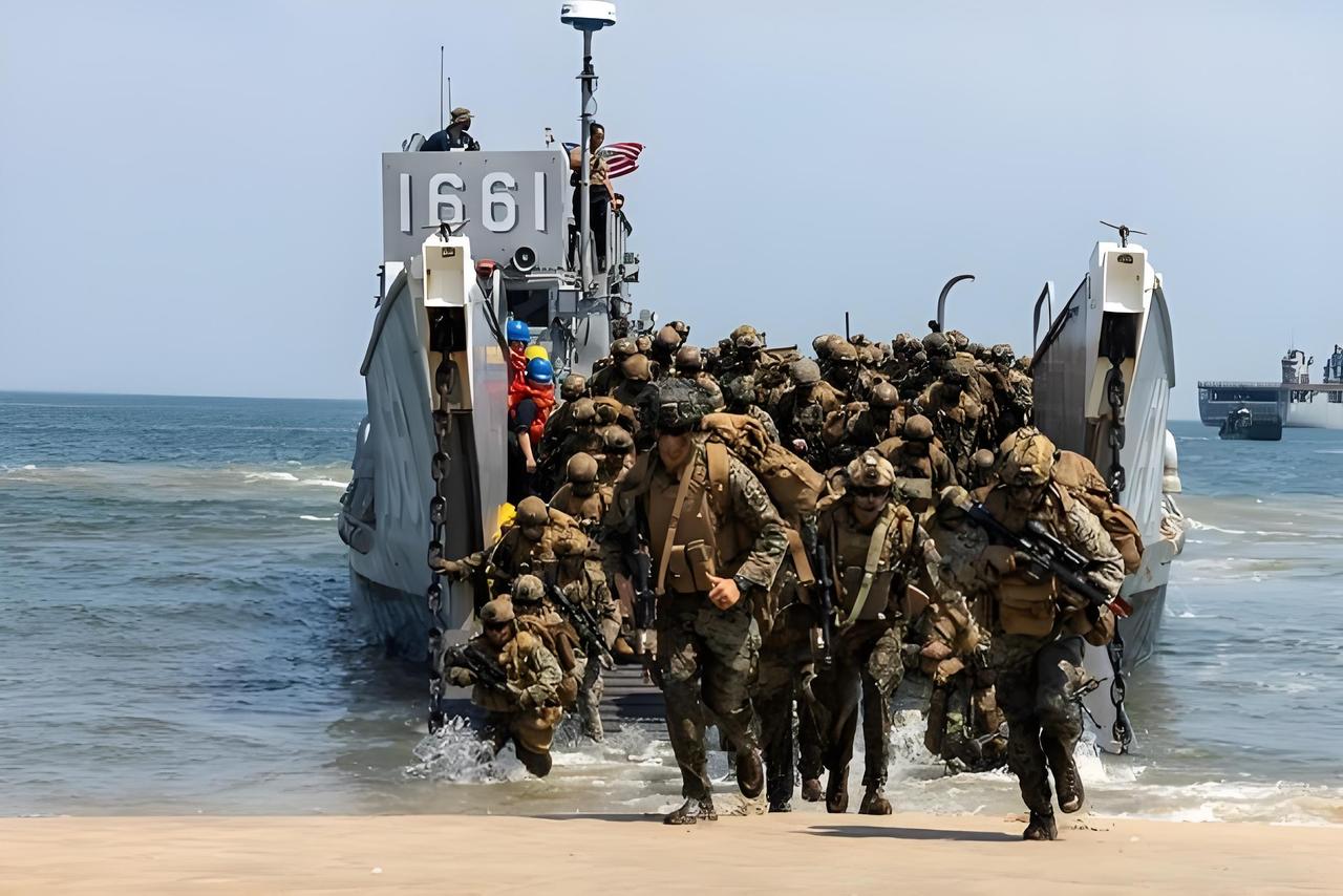 美国向中东派遣5000人的海军陆战远征部队，大概有这六个目的。第一、想去拿下