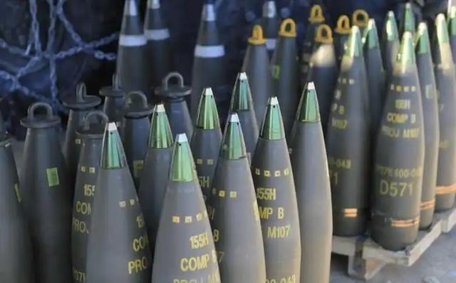 既然美国敢做初一，那中国必然会做十五。你卖武器给台湾，那我们就卖武器给那些反对美