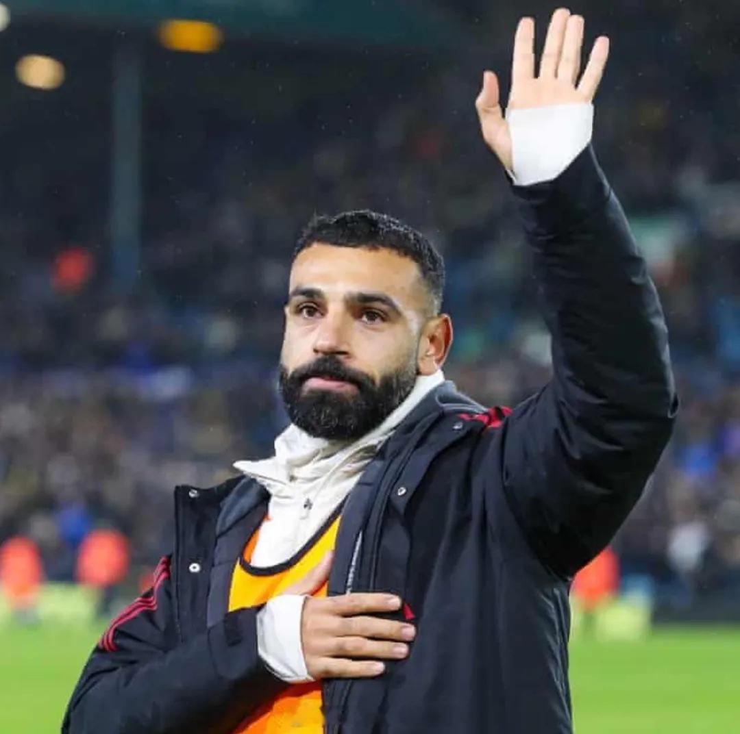 萨拉赫最近接受ViaplayFotboll采访时把自己糟糕的状态和凯恩进行了类