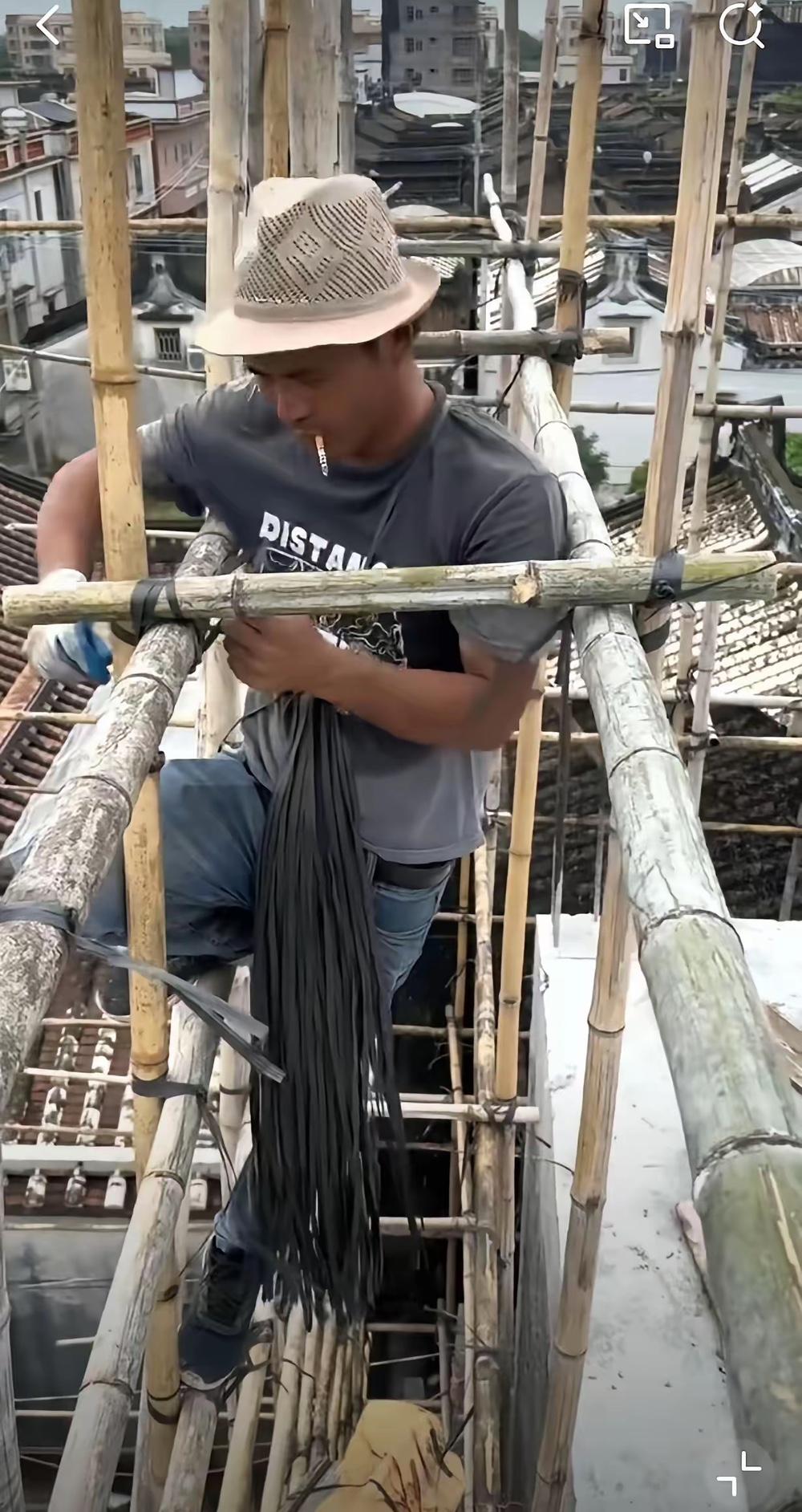 香港靓仔火了，在竹棚架上闲云鹤步，也暴露香港建筑行业乱象一位年轻的靓仔带