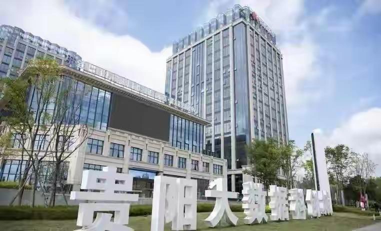 大批人离开深圳，他们去往何方？是城市衰退还是转型阵痛？网络上“逃离深圳”的