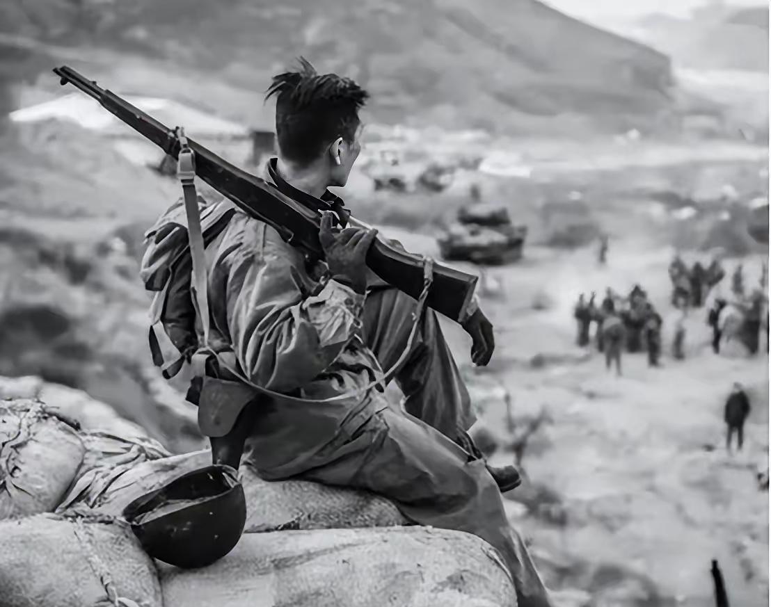 ​​1951年，17岁志愿军战士，17岁志愿军战士被俘虏，美军打算押他请赏，可路