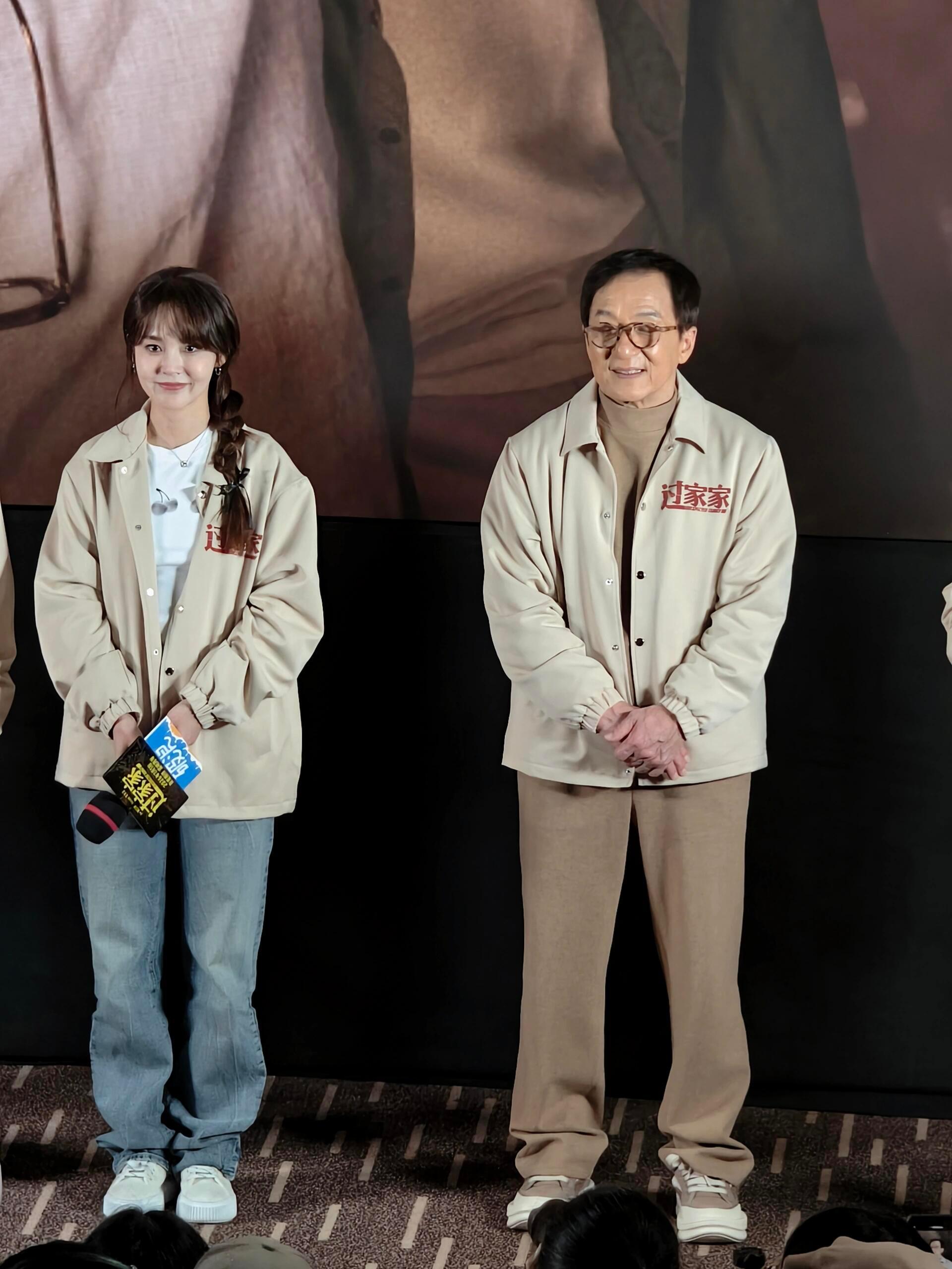 这回成龙大哥真得赔我点了…赔我眼泪啊第三次见成龙版，拍了半辈子武打片的成龙大哥，