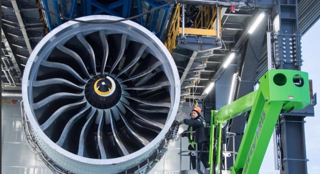 /风向彻底变了。俄罗斯人把自家的“心脏”，那个过去捂得比谁都严实的PD-26发动