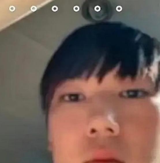 嘴上唱两句行了，你这直接商用，一告一个准，有钱给大伙加餐了TES曝TE