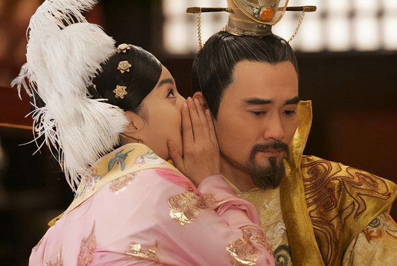 公元617年，李渊喝得烂醉，好友裴寂随即献上两个美妇，李渊色心大起，拉起二位美妇