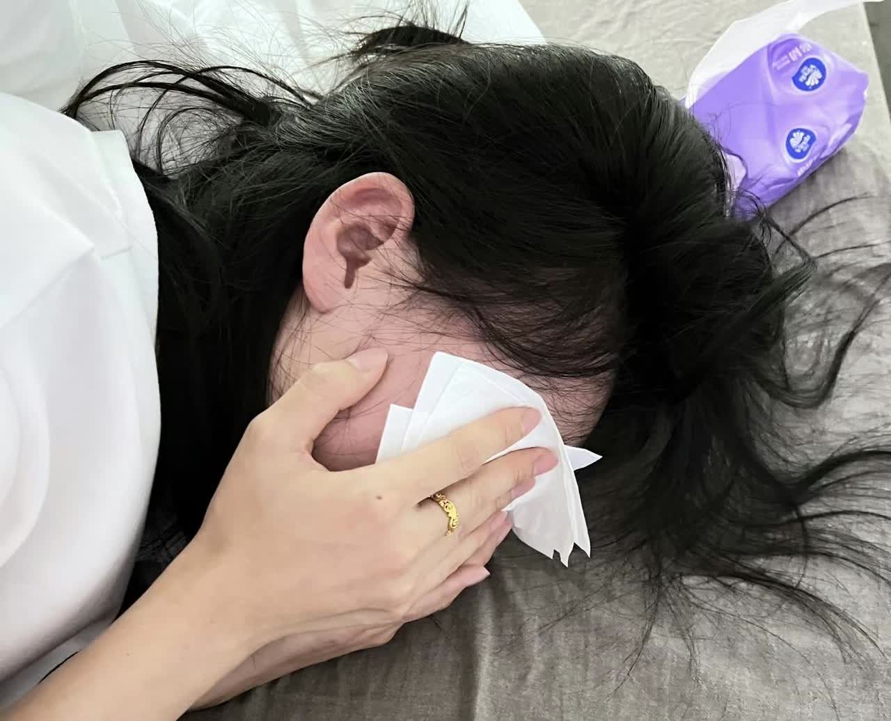 广西南宁一女子，打了一夜麻将输了41万，回家后觉得不对劲，怀疑牌友搞鬼，气愤之下