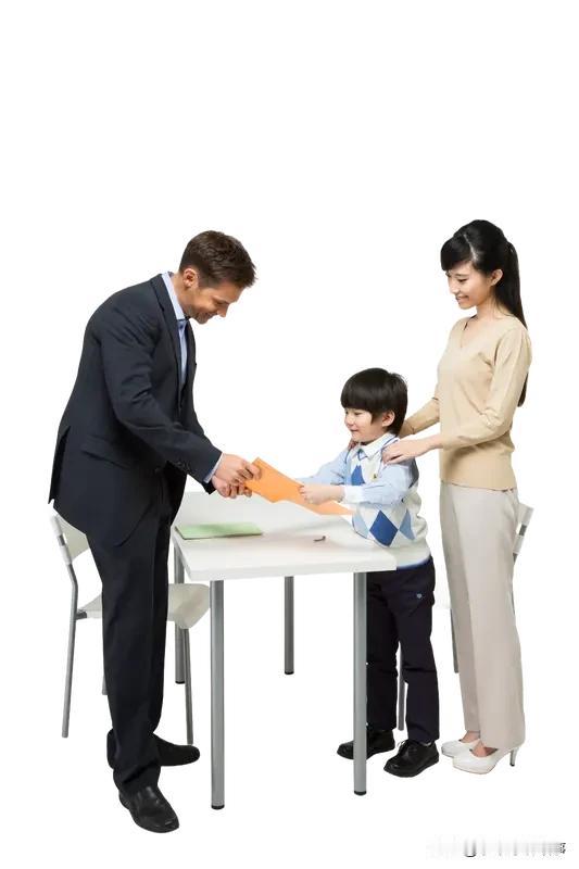 绝了！原来在家就能培养孩子的社会责任感。家庭教育里，培养孩子的社会责任感并非难