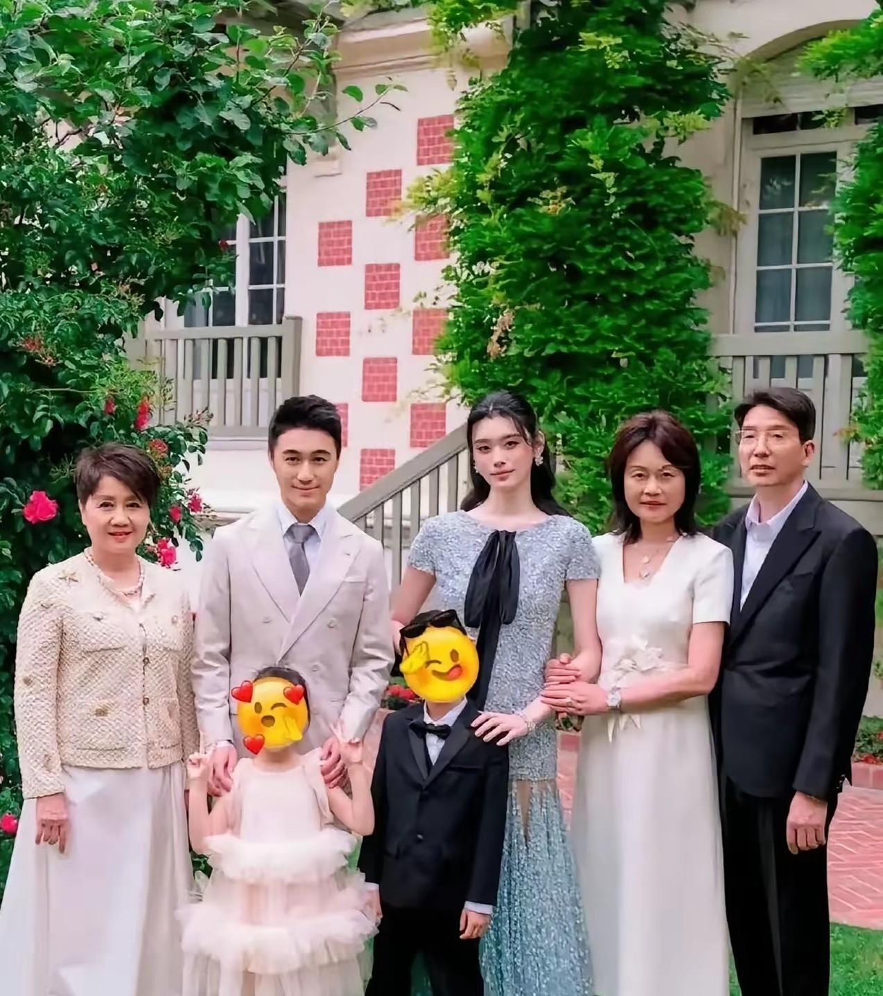 有记者问四太梁安琪，如果再给你一次选择，还会是赌王吗？她没有回答。其实像四太这种