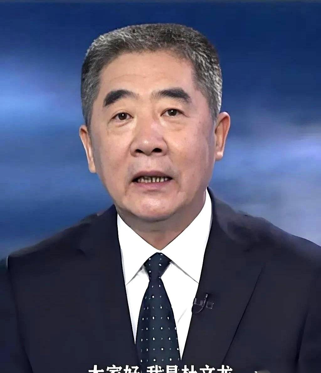 一直把俄罗斯说成稳赢局的军事专家杜文龙，最近突然改口了。以前他怎么预测的？俄军
