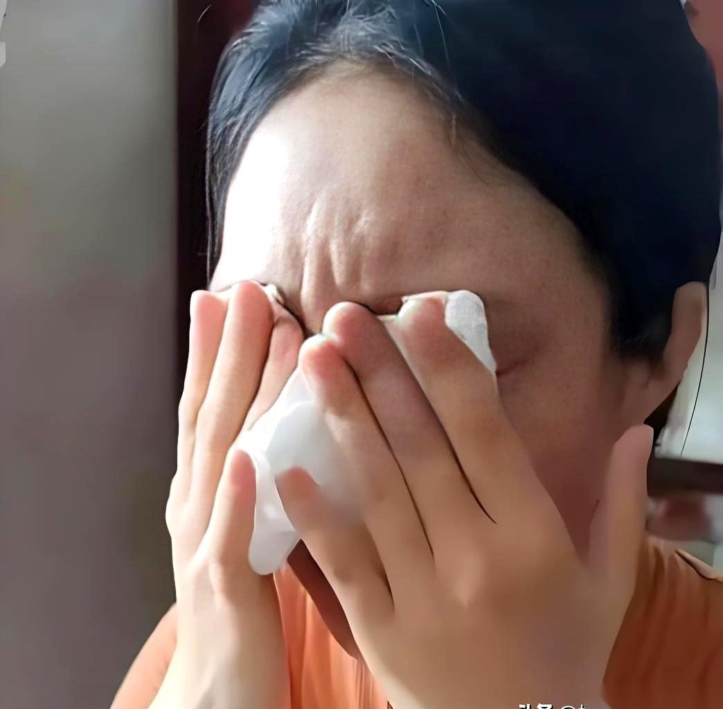 “个人账户余额不到两万，加上大概一万二的丧葬费，还有按工龄核算的抚恤金，家属在这