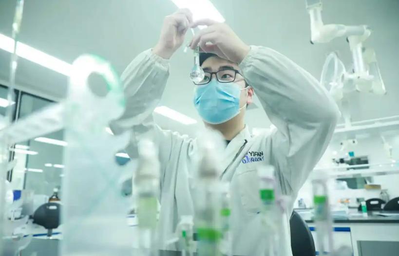 重磅！生物医药正式“上位”，和芯片、火箭平起平坐！注意啦，2026年的政府工作