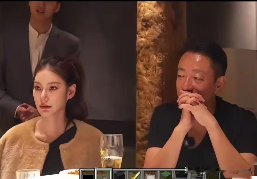 你们发现了吗?汪小菲这步棋下得真妙!第二次吃饭为何特意带上孕妻马筱梅?原来,