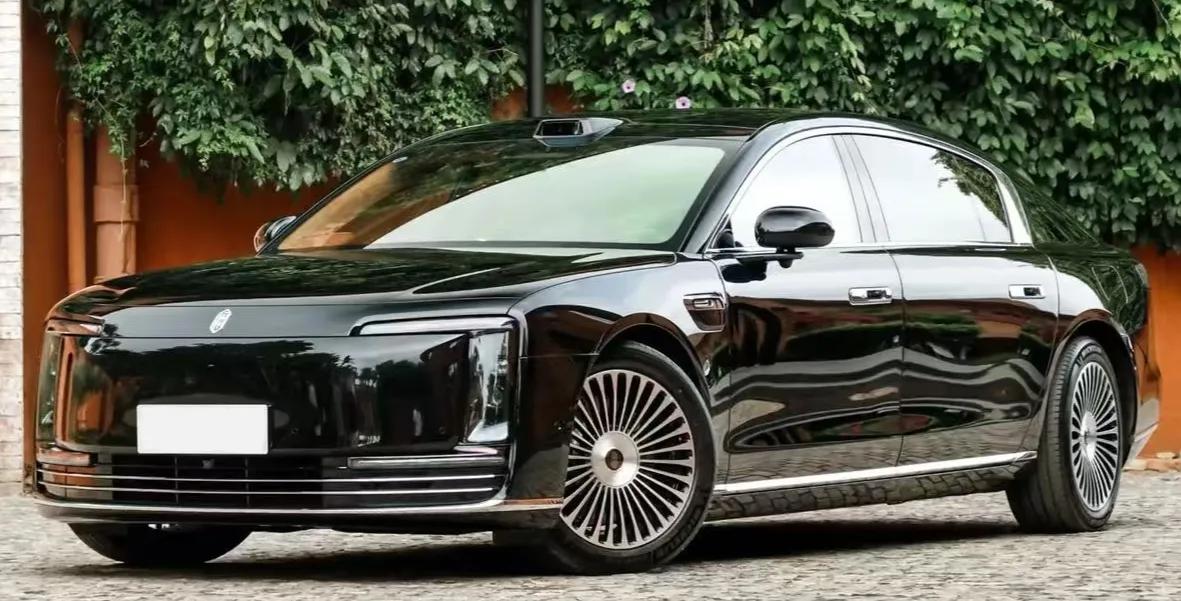 国产超豪杀疯了！尊界S800三连冠封神70万级豪车市场变天！尊界S800