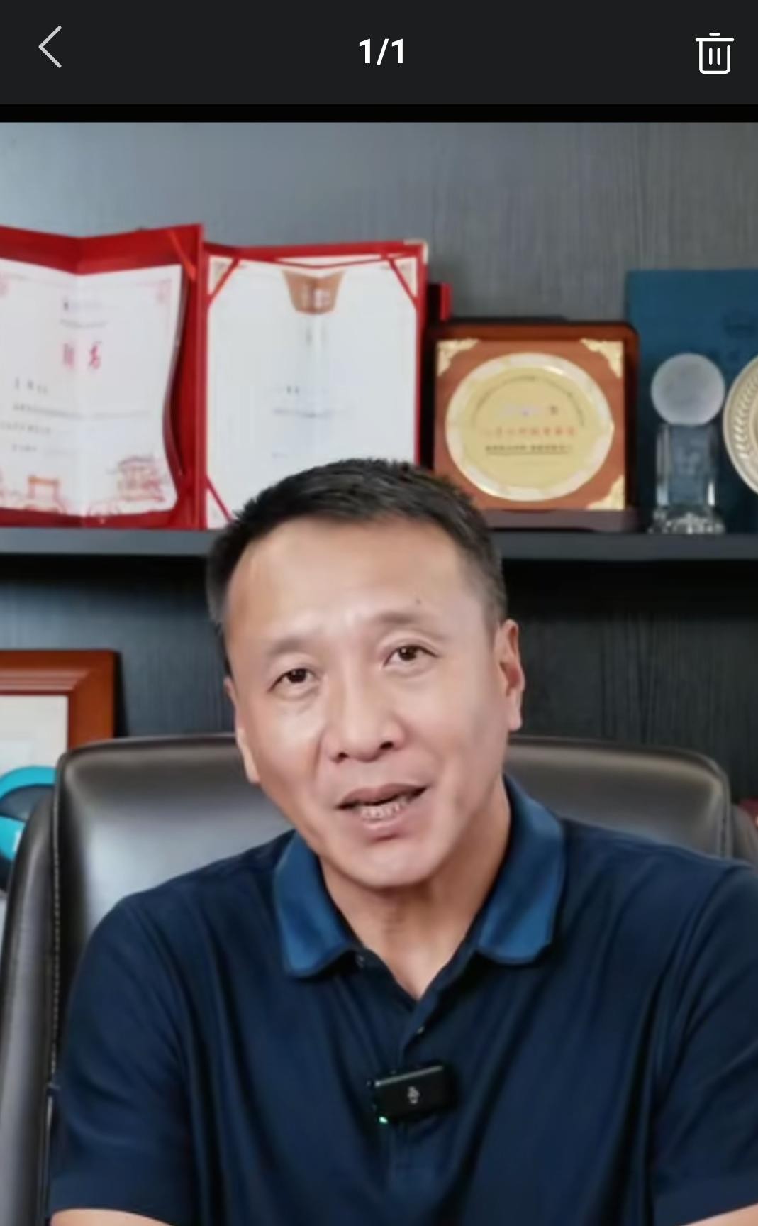 李群这话不绕弯：亚运打完球迷骂下课正常，但真把郭士强换了，国内谁接？他跟郭导从国青到国家队做了多年队