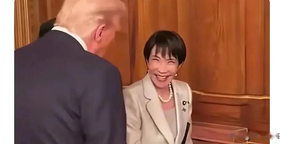 美国总统特朗普与日本首相高市早苗的通话细节被公开：特朗普称其为“亲密朋友”，强调