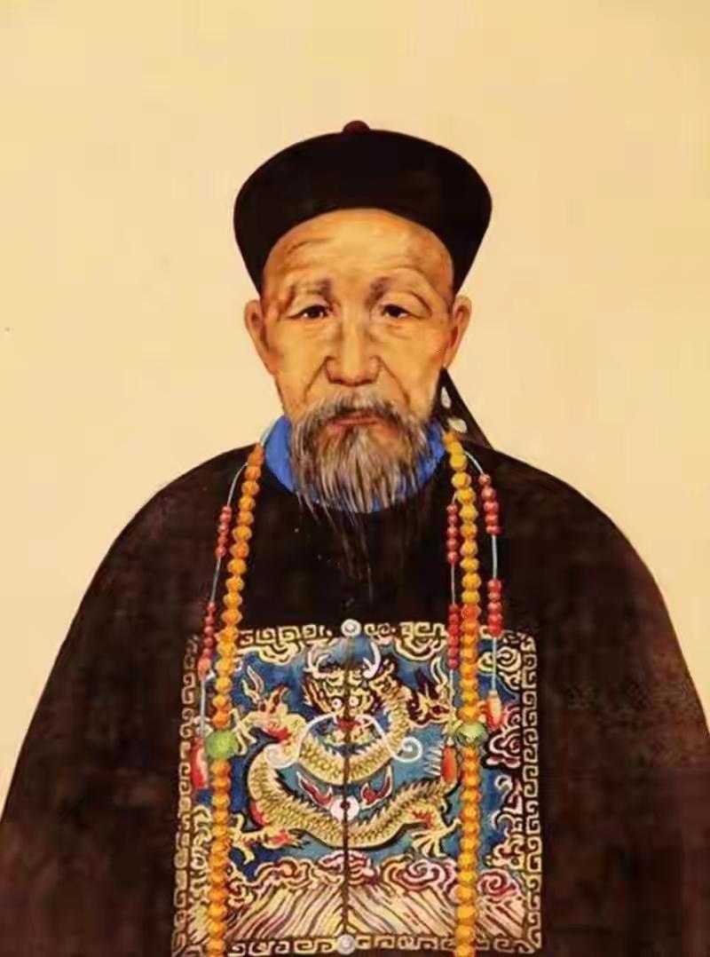 曾国藩：“晨不起，万事荒，幼不学，一生忙。能自律，乃自强。克己者，路方长