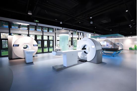 一位三甲医院的医生说，“如果你得了很严重的病，一定要到大城市的顶级医院去治疗。哪