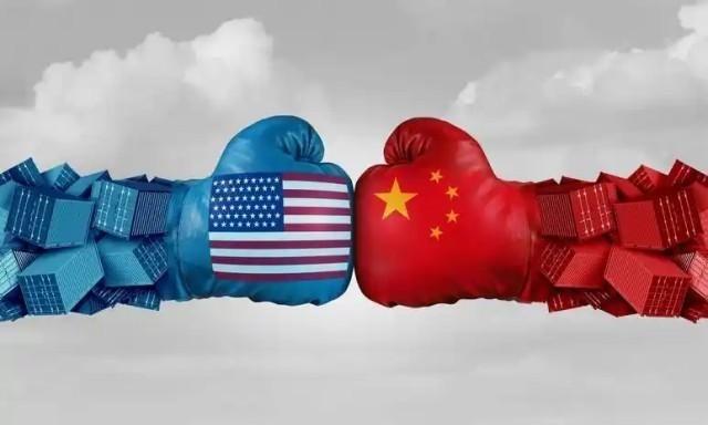 为啥美国现在死咬中国不放？有个美国经济学家说穿了：中国根本不是敌人，而是靠着真本