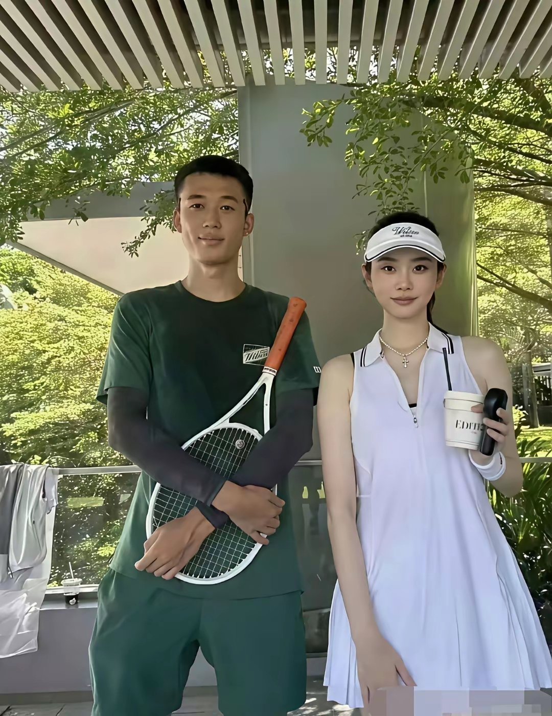 奚梦瑶照片一般，但是真人巨美。