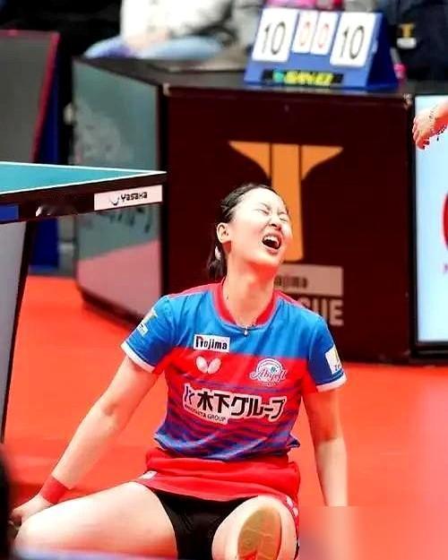 杀人诛心啊，简直了。昨天成都，刚被人家剃了个3比0，小姑娘（张本美和）眼泪都还没