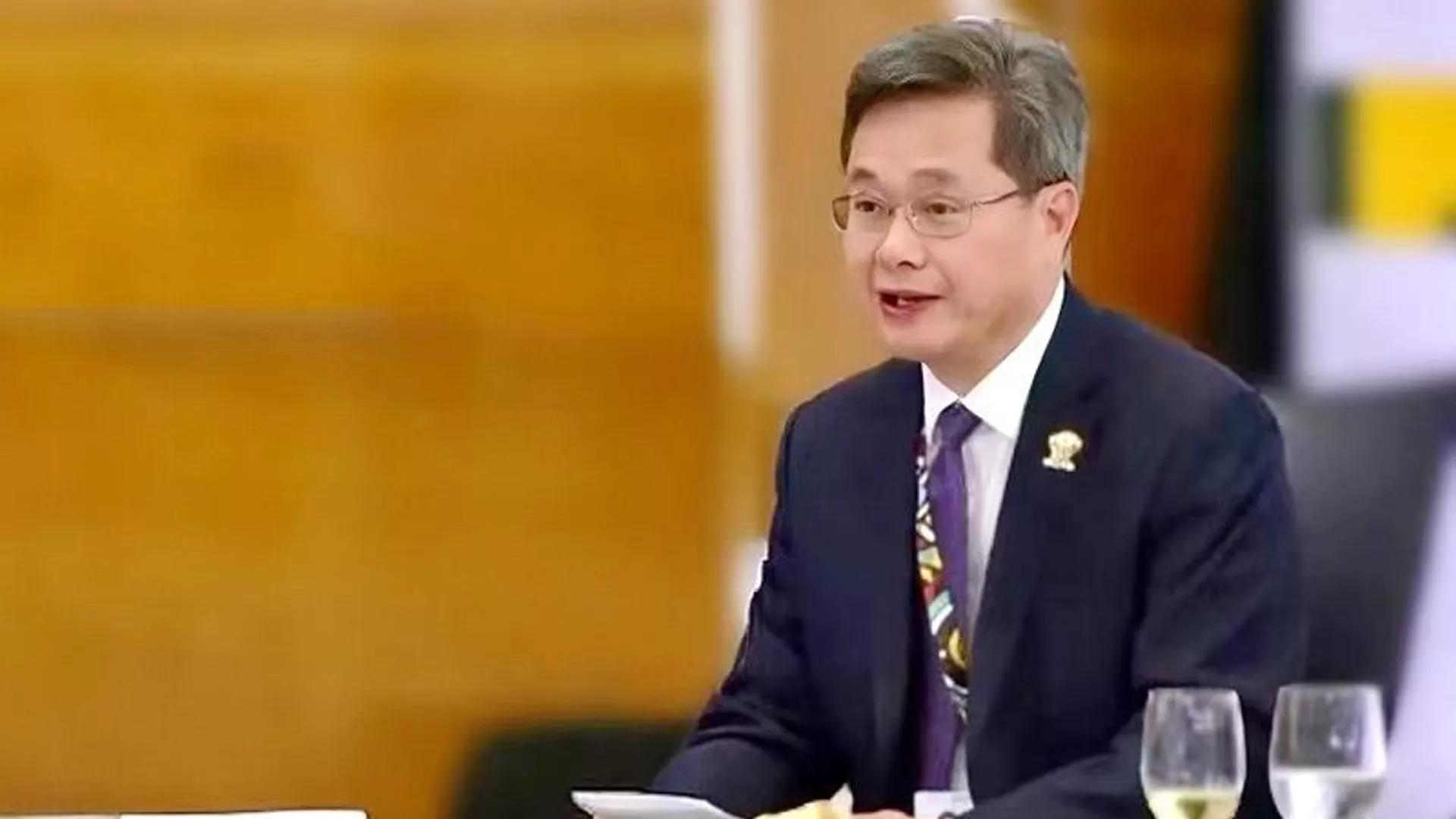 当着美高层的面,中国财长一句话点明谈判前提,特朗普该做选择了