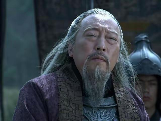 司马懿自知活不了多久了，想起曾被自己斩杀的曹家1000多口人，临终之际，他给儿孙