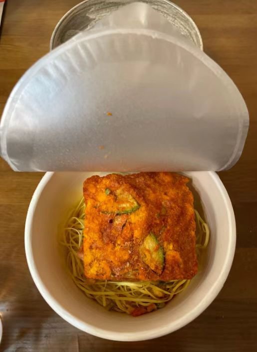 拉面范的面条确实很好吃，一点不油腻，很清爽的感觉