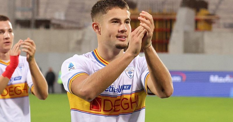 📢莱切球员贝里沙出现伤情，对阵国际米兰的比赛出战成疑。国米贝里沙