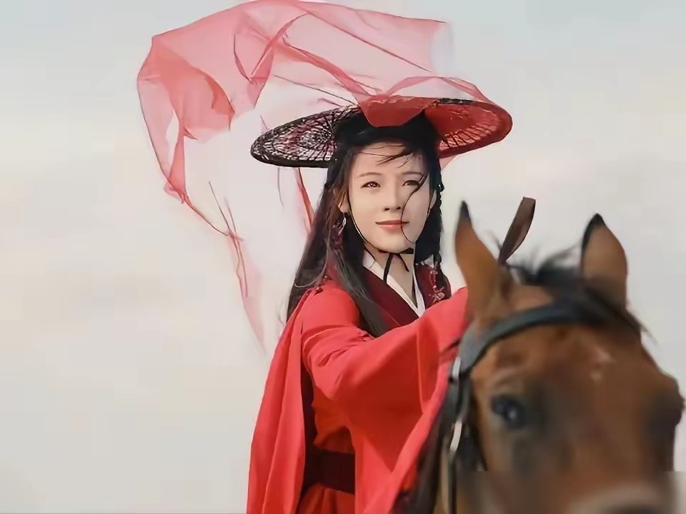 陈丽君自曝因干农活长冻疮原来陈丽君也因农活长冻疮，她的坦诚让人看到光鲜背后的真实