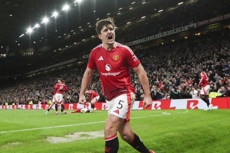 太阳报: 卡里克封死马奎尔离队的大门, 曼联将在冬窗拒绝所有报价