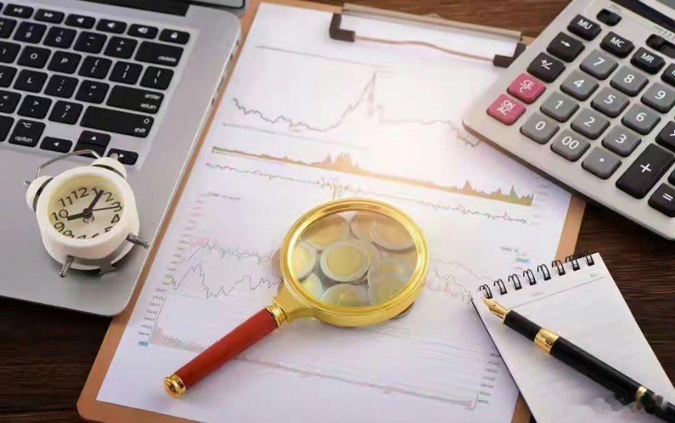 4.24技术面交易热门股点评+重大事项一、热门个股技术点评1. 金螳螂：换手连