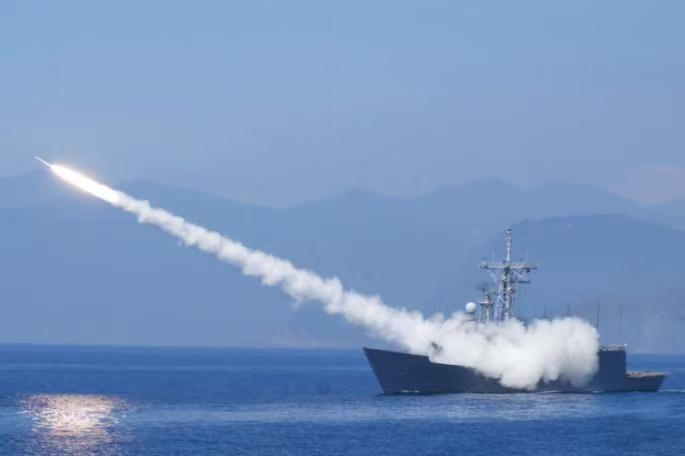 最新台北速报:中国大陆突宣布封锁台海「实弹射击」军演。7月23日、24日两天