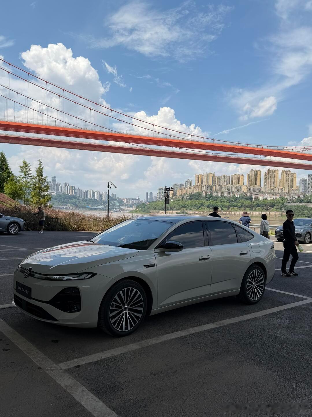 超级大众 家轿模范花10w➕，提了一辆聪明车车🚗🚗车型：大众ID ...