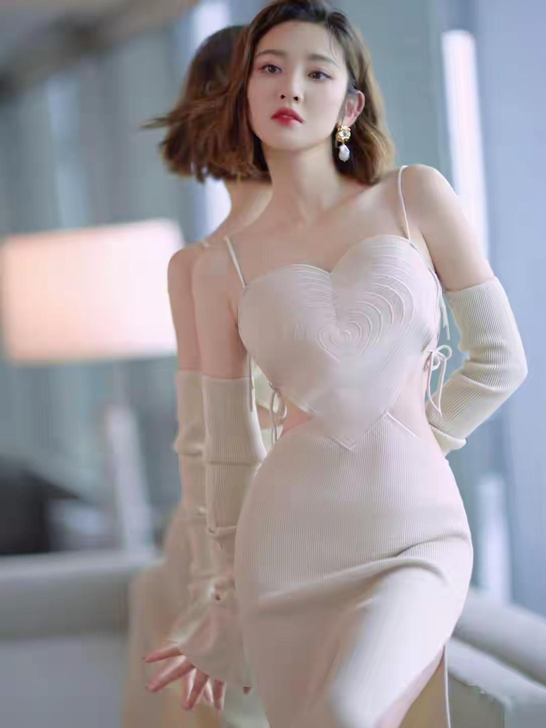 唐艺昕晒图笔记大赛